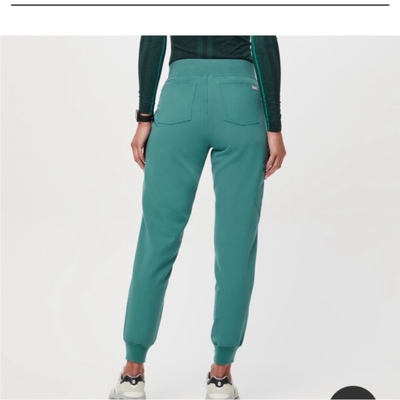 Figs High Waisted Zamora Joggers Scrub Pants - Picture 8 of 10
